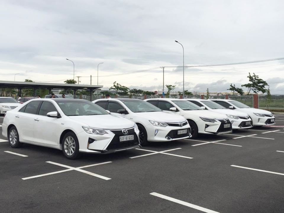 Những lưu ý quan trọng khi thuê xe 4 chỗ theo giờ sân bay Tân Sơn Nhất