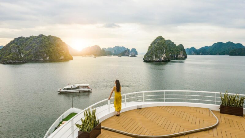 Review Kinh Nghiệm Đặt Tàu Đi Du Lịch Đảo Tuần Châu