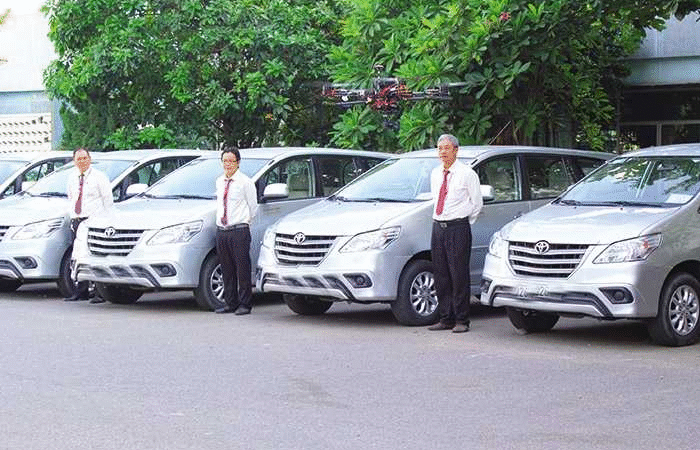 Taxi in Saigon: Perfect for Airport Transfers and City Tours